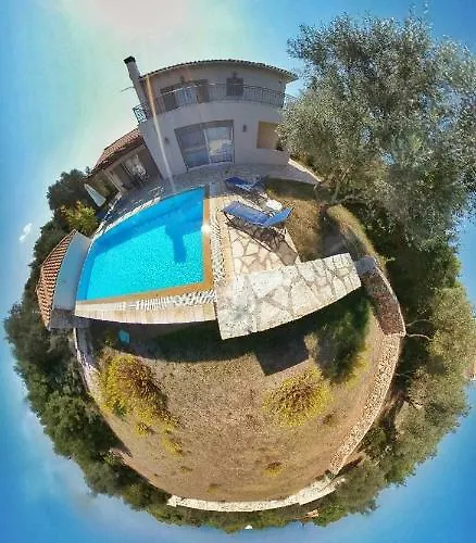 Villa Thalea Tsoukaladhes